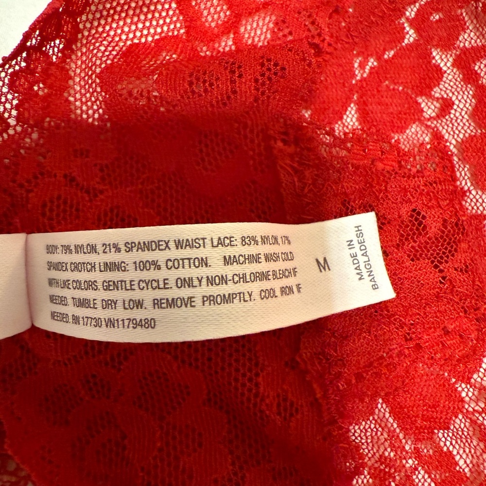 NWT Auden Lace Bikini Panty Set in Red and Black - Picture 9 of 10